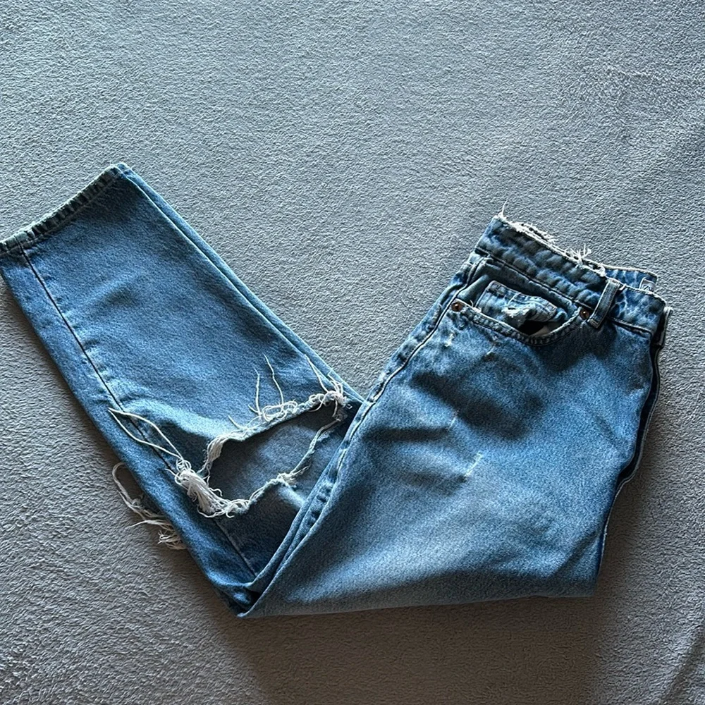 Zara | Women’s Straight Leg Distressed Denim Jeans - Size 10 Ripped Casual - Picture 9 of 9